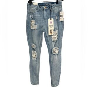 VANILLA STAR / Skinny Jean Lace Details / Size 7 ⭐️